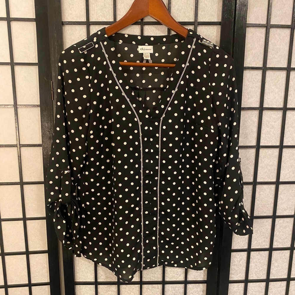 ⚫️⚪️ Women’s Blouse from Dynamite
